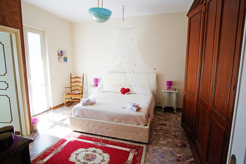 Bed And Breakfast Romantica Evasione Сутрі Екстер'єр фото