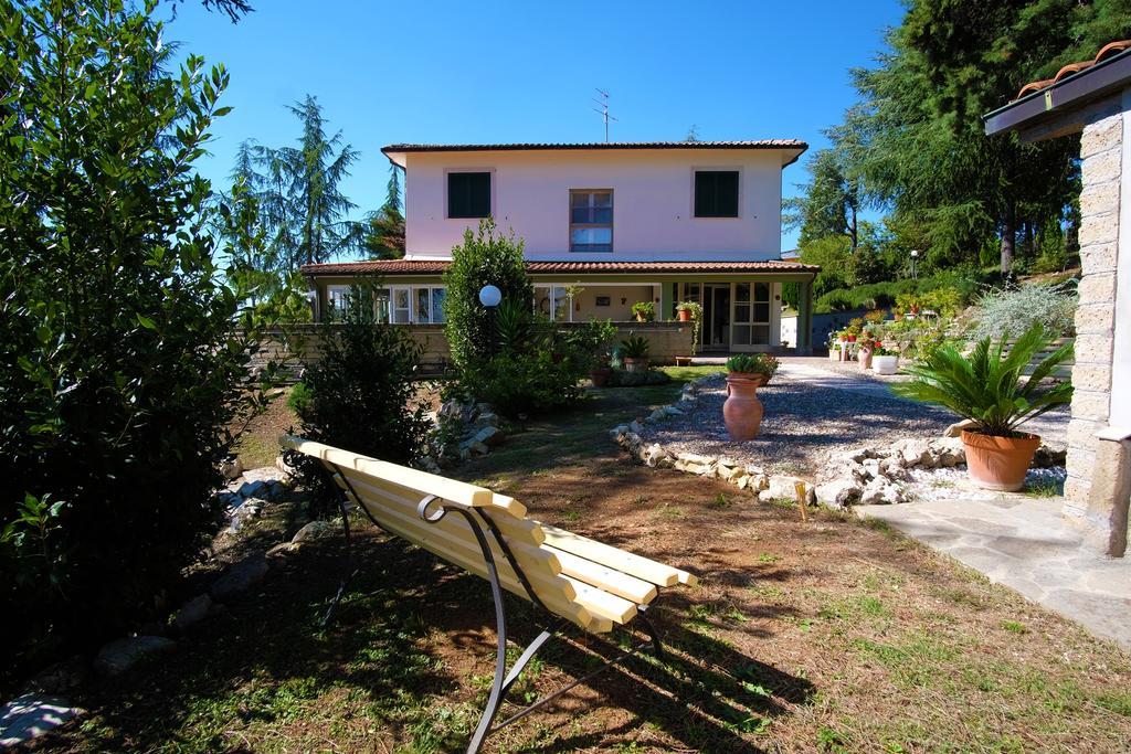 Bed And Breakfast Romantica Evasione Сутрі Екстер'єр фото